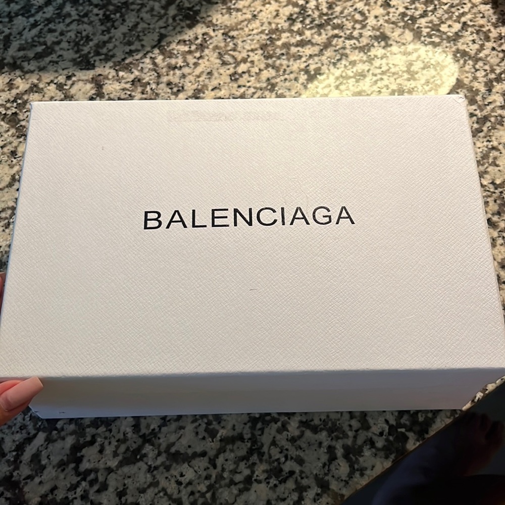 Balenciaga Cap